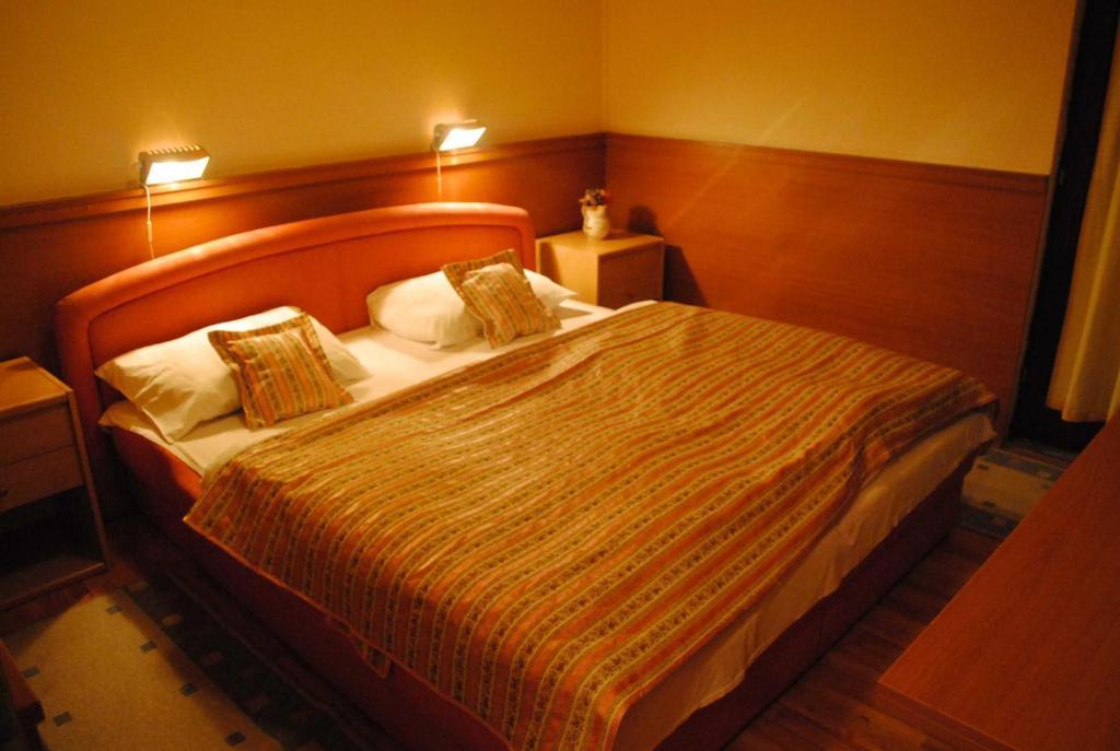 Motel Kiwi Grude Cameră foto